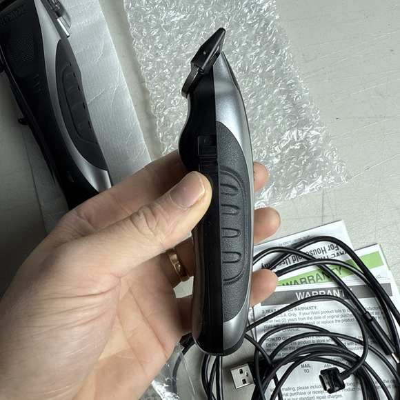 Wahl Home Products Li-Ion Max Rechargeable Cordless Clipper Haircutting Kit - Picture 14 of 16